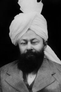 st2 crop c0 5 0 5 350x525 1 Hazrat Mirza Bashirud-Din Mahmud Ahmad
